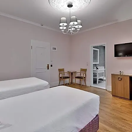מלון Anaktorikon Boutique 4*