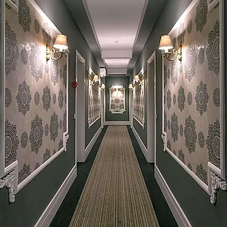 Anaktorikon Boutique 4* טריפוליס