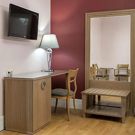 Anaktorikon Boutique 4* טריפוליס