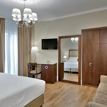 Anaktorikon Boutique