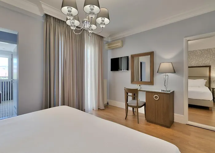 Anaktorikon Boutique Trípoli